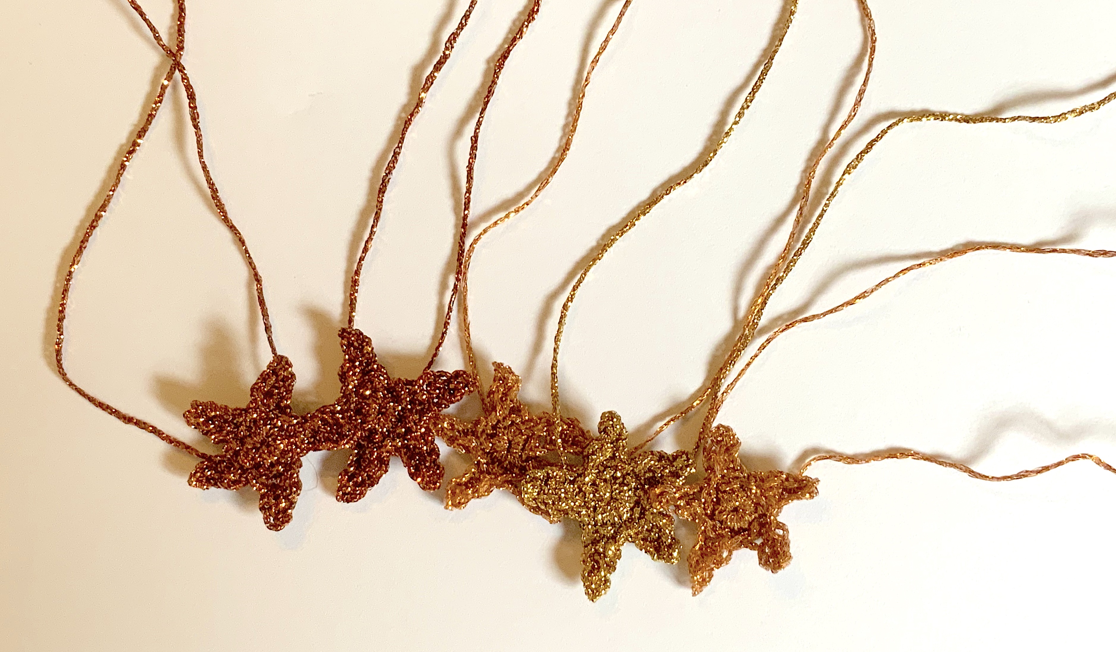 Les cinq étoiles finies