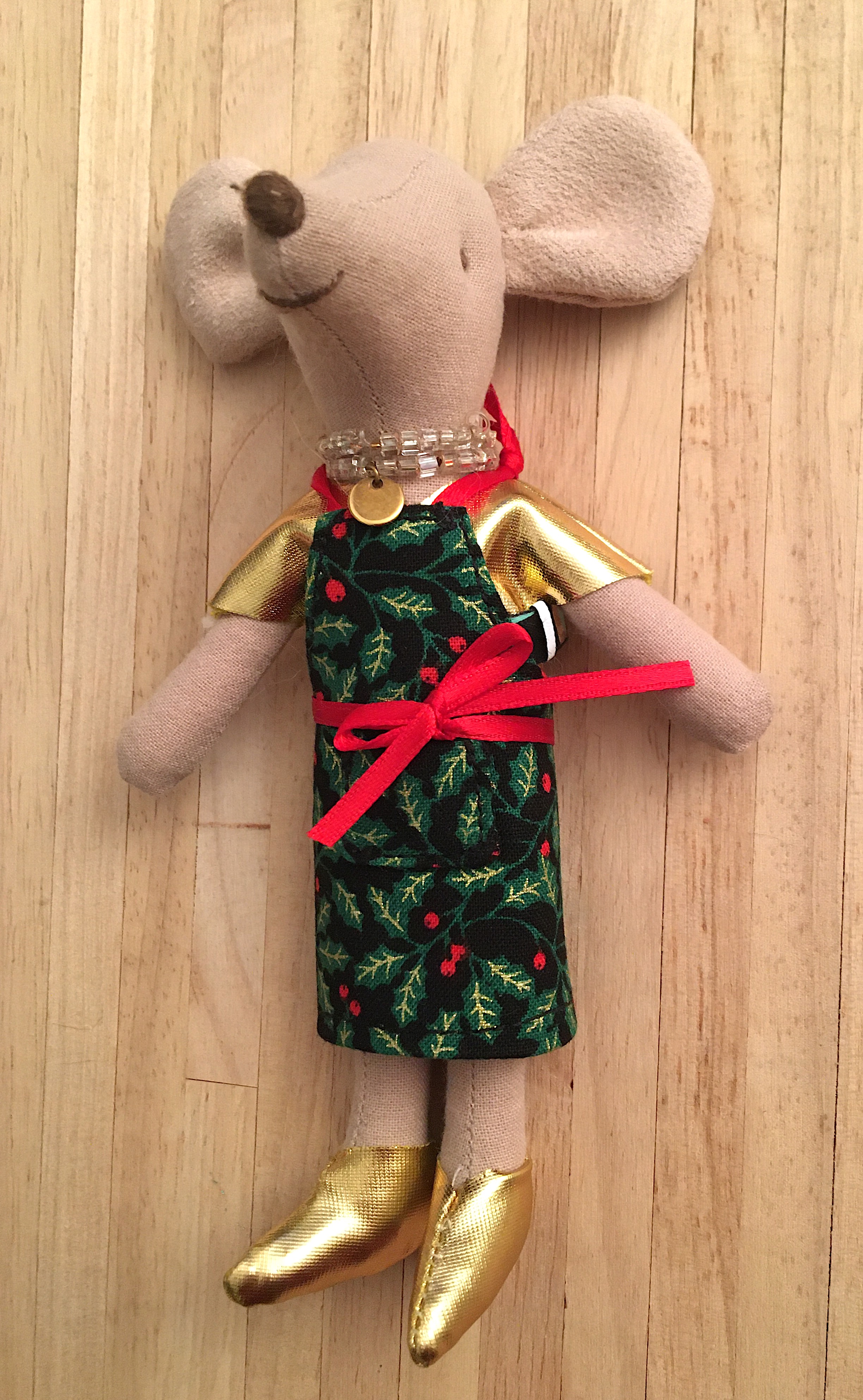 Maman souris et son tablier